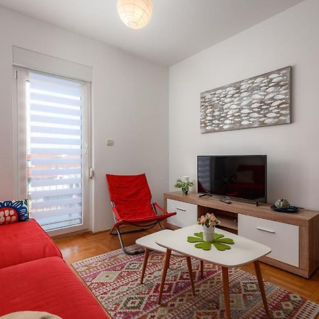 Apartment Ares 14 - Umag Center ภายนอก รูปภาพ