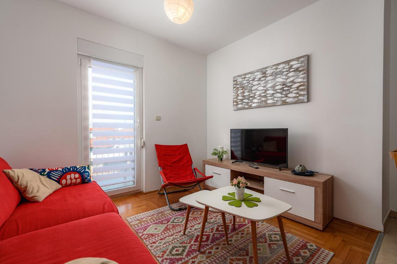 Apartment Ares 14 - Umag Center ภายนอก รูปภาพ