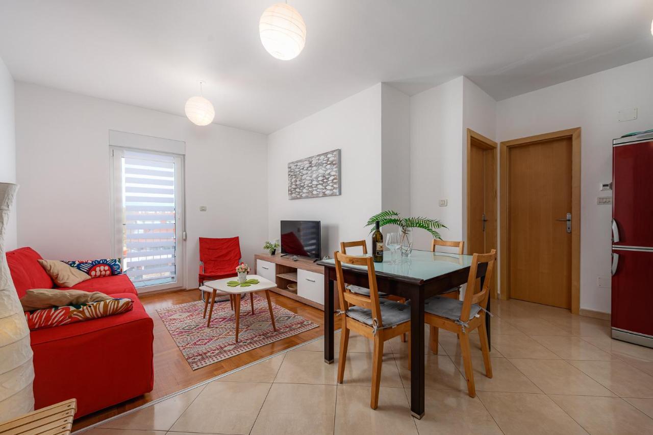 Apartment Ares 14 - Umag Center ภายนอก รูปภาพ